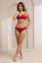 Load image into Gallery viewer, Amante Lace Elegance Padded Non-Wired Bra - Jester Red 87701
