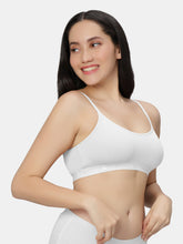 Load image into Gallery viewer, Sonari Everyday Multiuse Cotton Pull-On Wirefree Sports Bra with Medium Coverage and Wide Underbust Band – CARLIN
