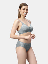 Load image into Gallery viewer, Sonari Bridal Non Padded Medium Coverage Wirefree Lace Lingerie Set with Low Rise Panty – DEENA
