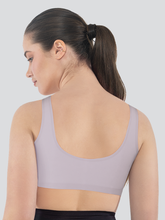 Load image into Gallery viewer, Dermawear Women's Invism Premium V Notch Bonded Bra I-666
