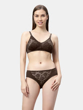 Load image into Gallery viewer, Sonari Non Padded Medium Coverage Wirefree Jacquard Lace Bridal Lingerie Set with Low Rise Panty – ERTICA
