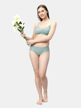 Load image into Gallery viewer, Sonari Non Padded Medium Coverage Wirefree Nylon Lace Lingerie Set with Low Rise Panty – EXOTICA
