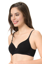 Load image into Gallery viewer, Amante every de Carefree Padded Wired Confidence T-Shirt Bra - Black
