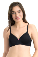 Load image into Gallery viewer, Amante every de Padded Non-Wired Classic Concealer T-Shirt Bra - Black
