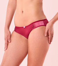 Load image into Gallery viewer, Enamor P191 Scallop Wave Low Waist Lace Bikini - Coral Wave
