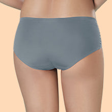 Load image into Gallery viewer, Sonari Women’s Mid-Rise Hipster Panties | Nylon-Spandex Blend, Stretchable, Invisible Under Clothes - SEAMLESS
