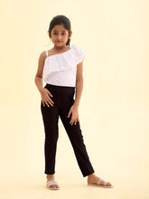 Load image into Gallery viewer, Go Colors Black Cotton Poly Stretch Knit Jeggings
