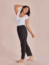 Load image into Gallery viewer, Go Colors Black Woven Viscose Printed Lounge Pants
