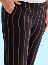 Load image into Gallery viewer, Go Colors Black Woven Viscose Printed Lounge Pants
