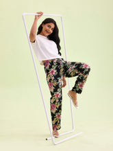 Load image into Gallery viewer, Go Colors Black Woven Viscose Printed Lounge Pants
