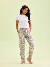 Load image into Gallery viewer, Go Colors White Woven Viscose Printed Lounge Pants

