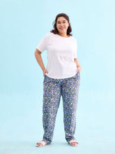 Load image into Gallery viewer, Go Colors Black Cotton Knit Printed Lounge Pants
