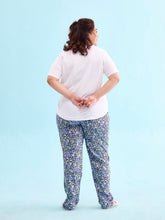 Load image into Gallery viewer, Go Colors Black Cotton Knit Printed Lounge Pants
