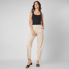 Load image into Gallery viewer, On&amp;On Regular Fit
