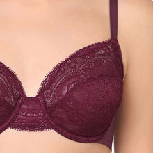 Load image into Gallery viewer, Wacoal Essential Lace Non Padded Wired Full Cup Bridal Wear Lace Bra Full Support Bra - Wine I51364
