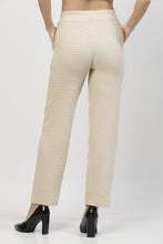 Load image into Gallery viewer, On&amp;On Smart Fit Pants
