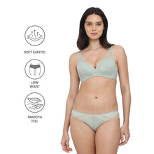 Load image into Gallery viewer, Wacoal Emma Lace Low Waist Medium Coverage Bridal Wear Lace Bikini Panty - Green IAP317
