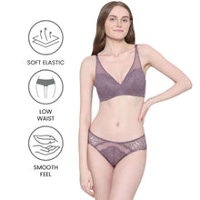 Load image into Gallery viewer, Wacoal Emma Lace Low Waist Medium Coverage Bridal Wear Lace Bikini Panty - Purple IAP317

