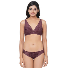 Load image into Gallery viewer, Wacoal Mystique Padded Non-wired 3/4th Cup Bridal Wear Medium coverage Lace Bra - Wine IAT155

