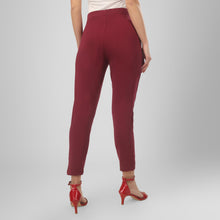 Load image into Gallery viewer, On&amp;On Straight Pant Wine
