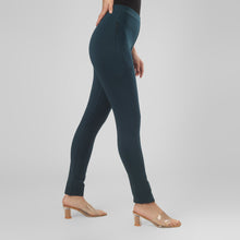 Load image into Gallery viewer, On&amp;On Straight Pant Smart Blue
