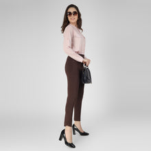 Load image into Gallery viewer, On&amp;On Straight Pant
