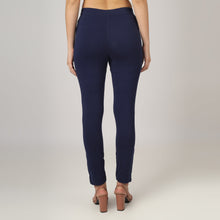 Load image into Gallery viewer, On&amp;On Straight Pant Ink Blue
