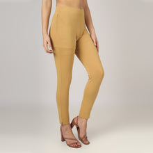 Load image into Gallery viewer, On&amp;On Straight Pant Biscuit
