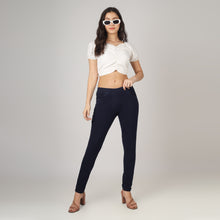 Load image into Gallery viewer, On&amp;On Flexi Denim Pant
