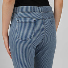 Load image into Gallery viewer, On&amp;On Denim Stripe Pants
