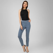 Load image into Gallery viewer, On&amp;On Denim Stripe Pants
