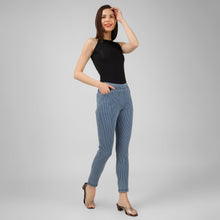 Load image into Gallery viewer, On&amp;On Denim Stripe Pants
