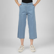 Load image into Gallery viewer, On&amp;On Denim Flare Pants
