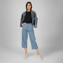Load image into Gallery viewer, On&amp;On Denim Flare Pants

