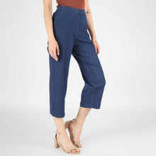 Load image into Gallery viewer, On&amp;On Denim Flare Pants
