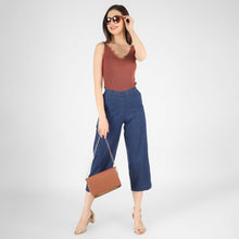 Load image into Gallery viewer, On&amp;On Denim Flare Pants
