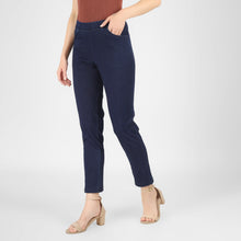 Load image into Gallery viewer, On&amp;On Denim Stripe Pants
