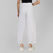 Load image into Gallery viewer, On&amp;On Relax Fit Pants
