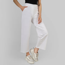 Load image into Gallery viewer, On&amp;On Relax Fit Pants
