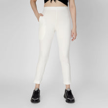 Load image into Gallery viewer, On&amp;On Straight Pant Off White
