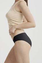 Load image into Gallery viewer, B'there Modern Essentials Seamless Hipster
