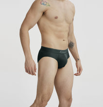 Load image into Gallery viewer, B'there Redefined Balance Seamless Brief
