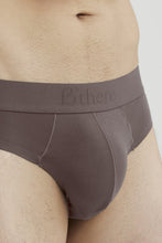 Load image into Gallery viewer, B'there Seamless Modern Modal Brief
