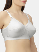 Load image into Gallery viewer, Sonari Non-Padded Wirefree Full Coverage Cotton Bra with Adjustable Straps – KIRTIKA
