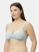 Load image into Gallery viewer, Sonari Padded Wirefree Nylon Spandex Medium Coverage Bra with U-Back – LENNOX
