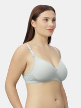 Load image into Gallery viewer, Sonari Padded Wirefree Nylon Spandex Medium Coverage Bra with U-Back – LENNOX

