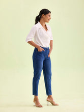 Load image into Gallery viewer, Go Colors Blue Cotton Poly Stretch Cropped Denim Jeggings
