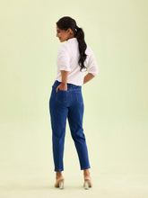 Load image into Gallery viewer, Go Colors Blue Cotton Poly Stretch Cropped Denim Jeggings
