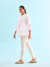 Load image into Gallery viewer, Go Colors Ecru Cotton Stretch Ankle Length Leggings
