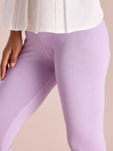 Load image into Gallery viewer, Go Colors Lavender Cotton Stretch Ankle Length Leggings
